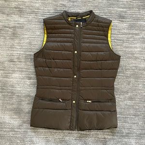 Retro Brown and yellow fitted puffer vest with pockets